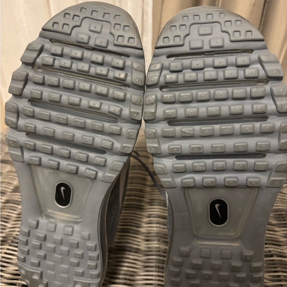 Womens  air max 270 like new worn 2x - Picture 5 of 5